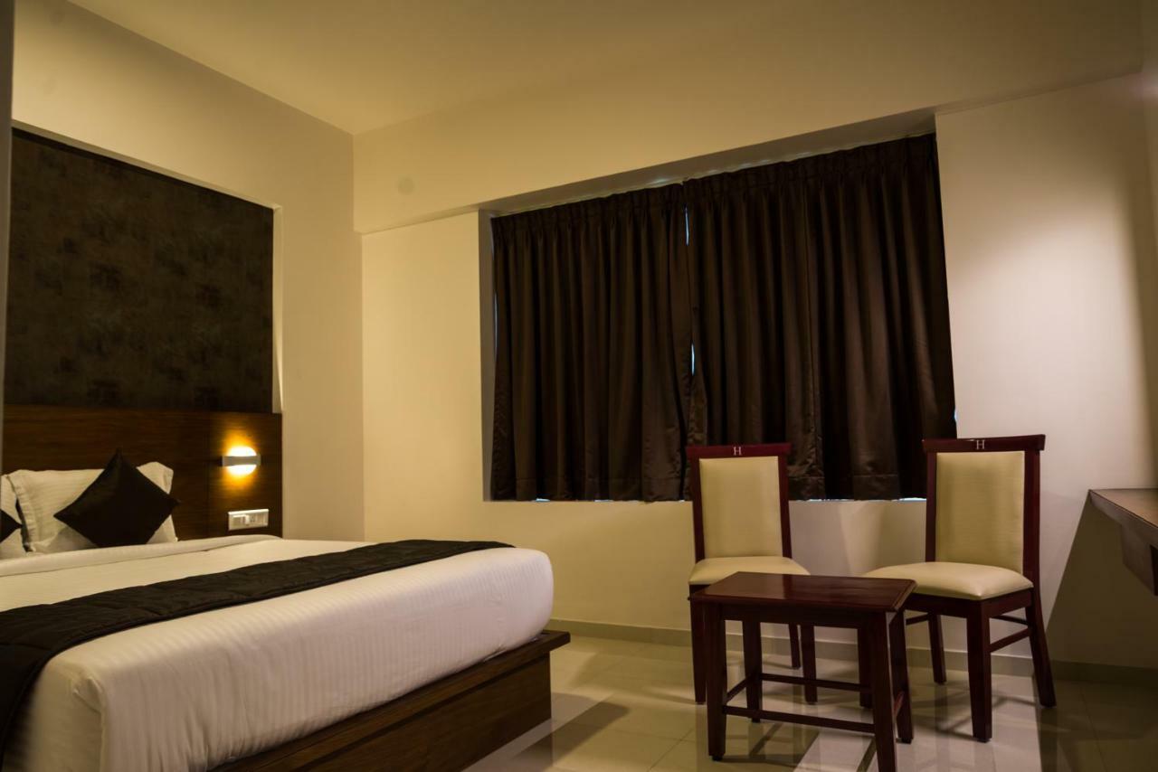 Heritage Inn Mysore Exterior photo